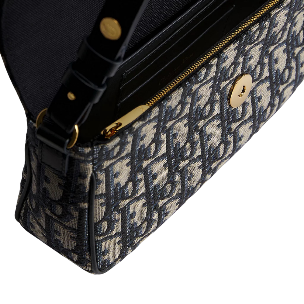 Montaigne D-Vine Pouch with Chain-S4317UTZQ_M928 - Image 5