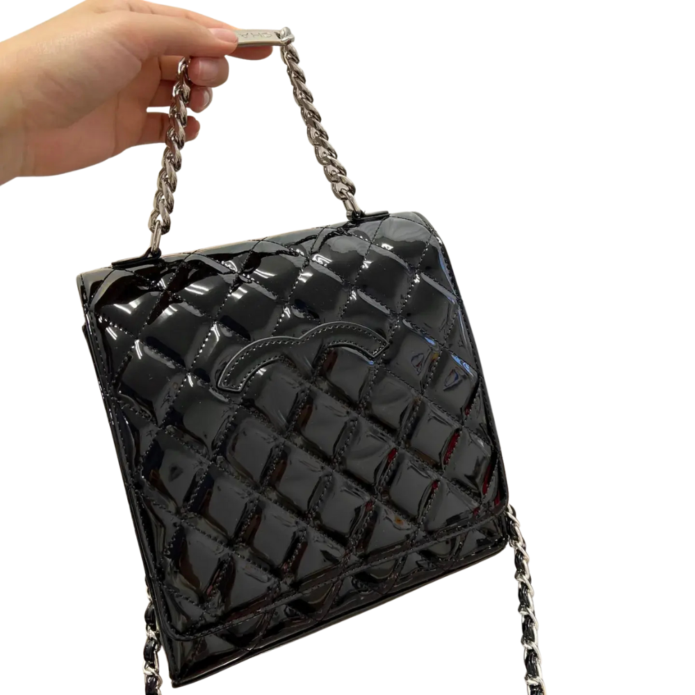 Chanel Small Shoulder Handbag - Image 4